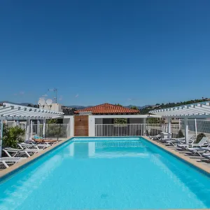 Vacanceole - Le Crystal 2* Cagnes-sur-Mer