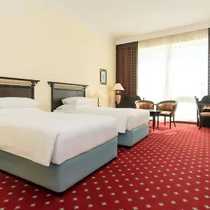 Hotel Copthorne Airport
