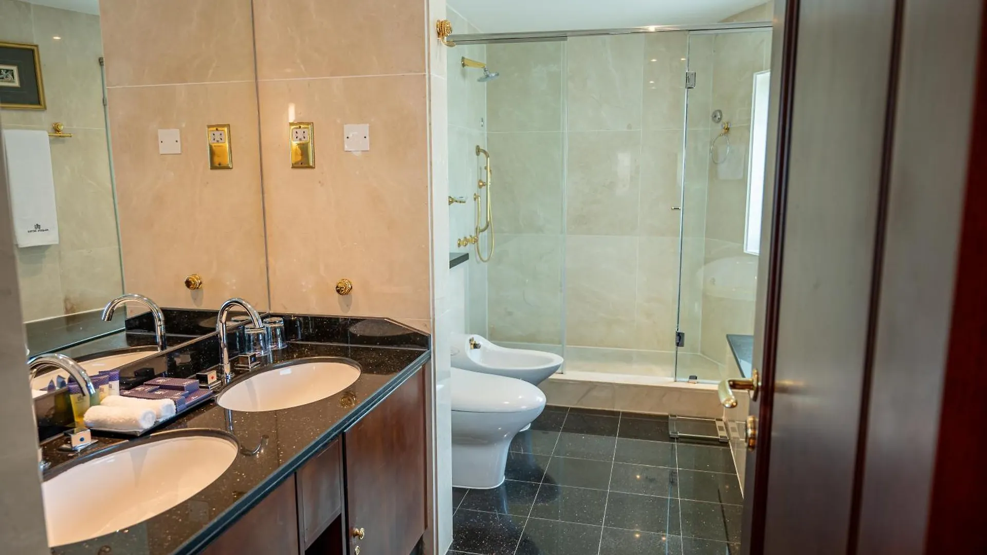 Majestic Cove Hotel - Formerly Le Meridien Fairway Dubai 4*,  Forenede Arabiske Emirater